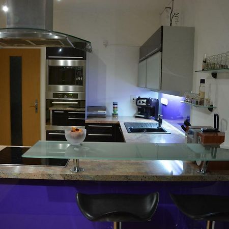 Apartman Zderadova Брно Экстерьер фото