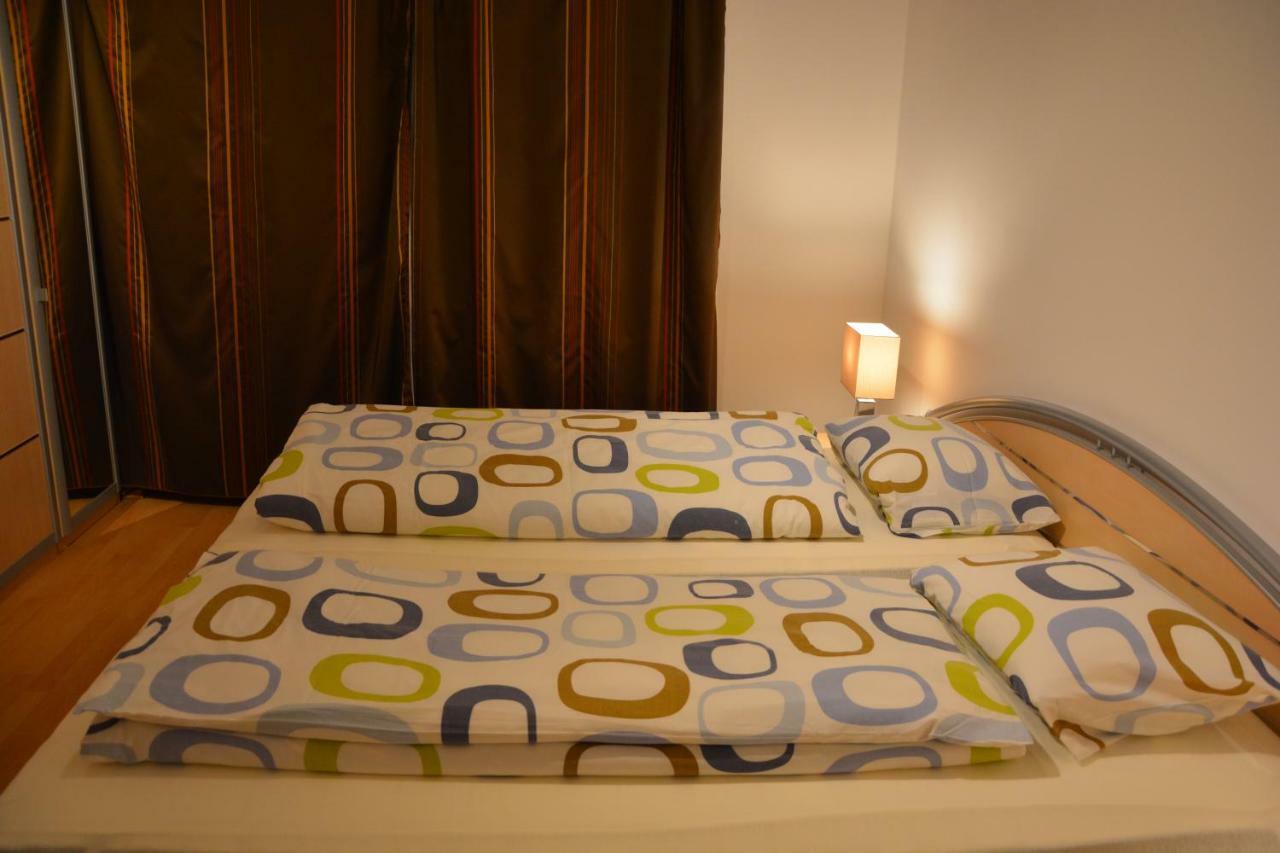 Apartman Zderadova Брно Экстерьер фото