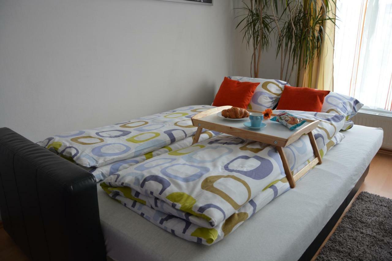 Apartman Zderadova Брно Экстерьер фото