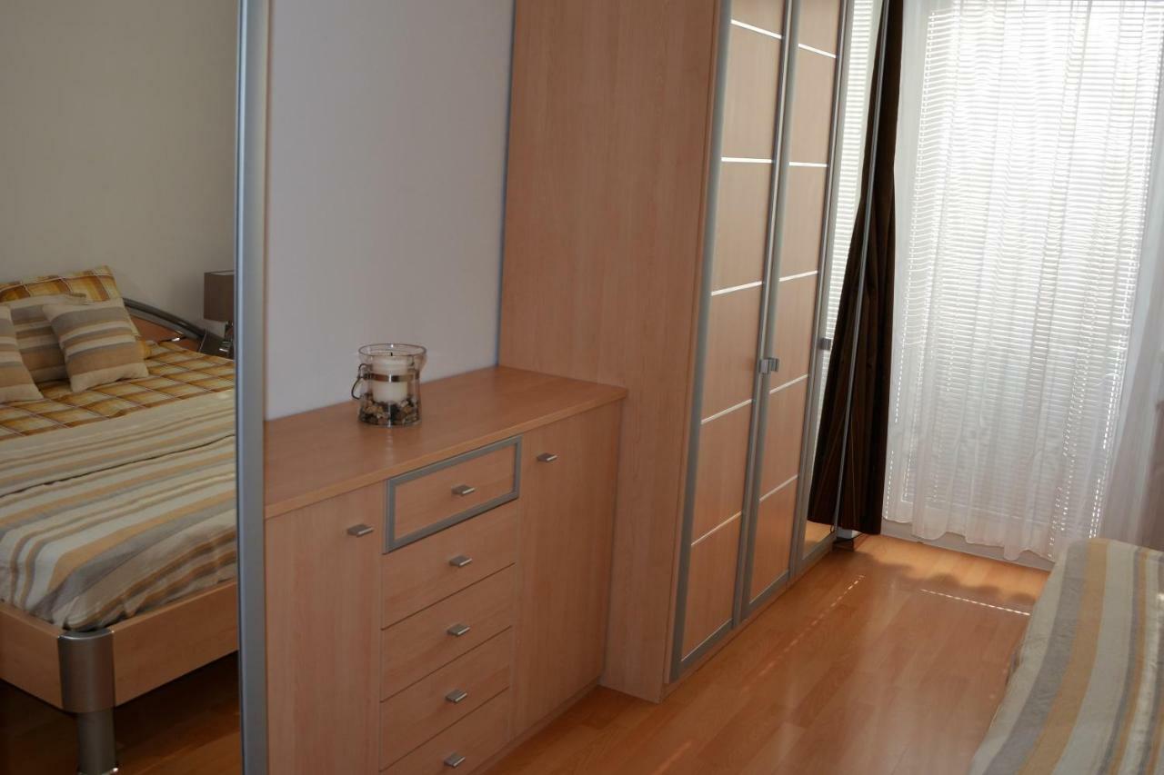 Apartman Zderadova Брно Экстерьер фото